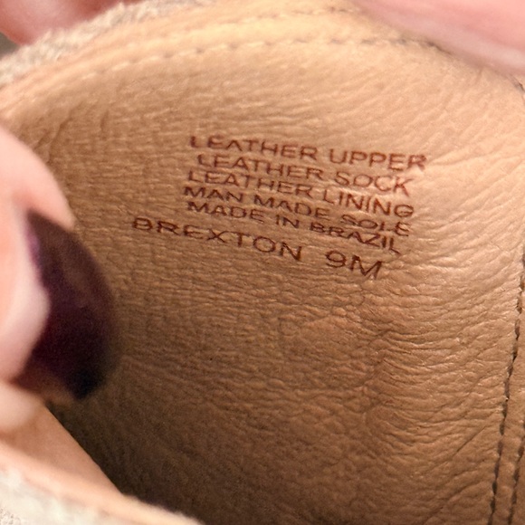 Antonio Melani EUC Women's Brexton Tan
Suede Platform Ankle Boots Size 9 - Picture 5 of 7